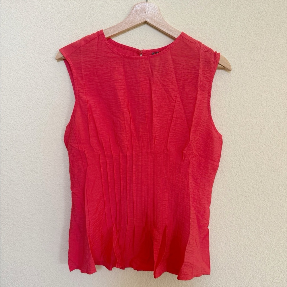 Anthropologie Red Sleeveless Women's Top - Size Small NWT